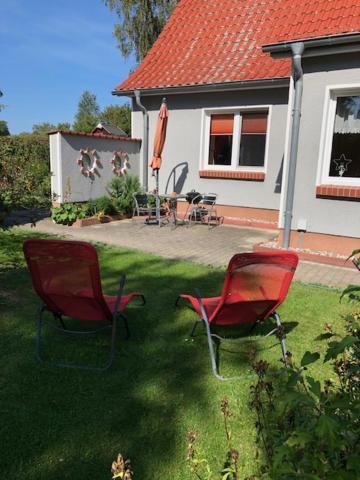 Ferienhaus Neumann - Ein Ganzes Haus Fuer Ihren Urlaub! Hessenburg 外观 照片